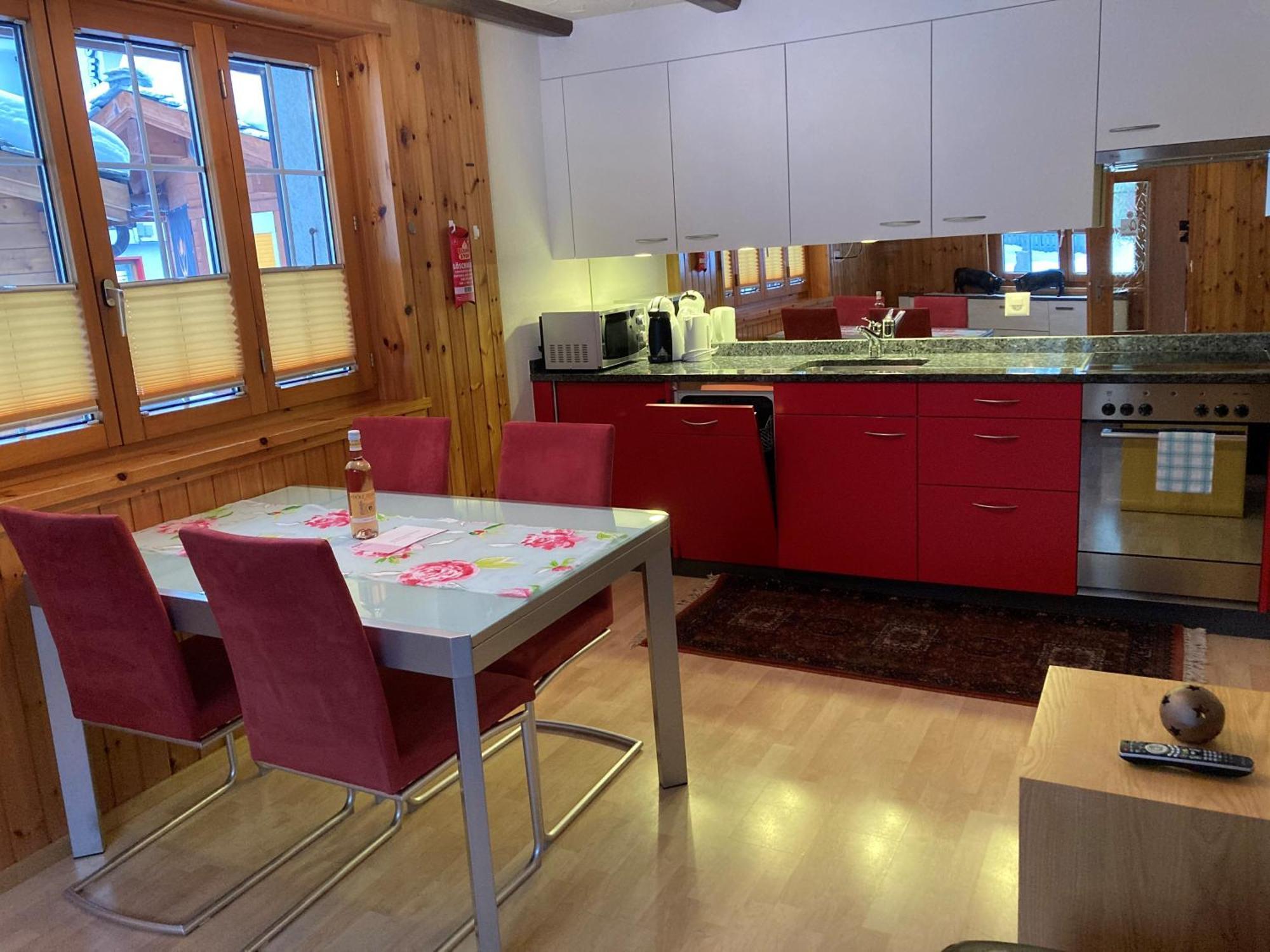 サース・アルマゲルHaus Alpenperleアパートメント 部屋 写真
