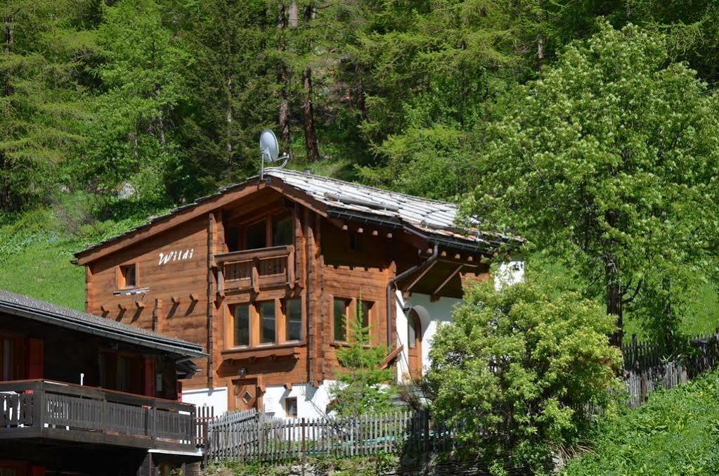 サース・アルマゲルHaus Alpenperleアパートメント エクステリア 写真